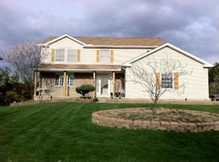 643 Montgomery Dr, Brunswick, OH 44212