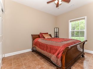 10522 Hawick Ct, Charlotte, NC 28278