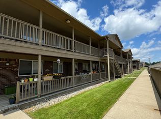 1687 S Riverside Ave APT 4, Saint Clair, MI 48079