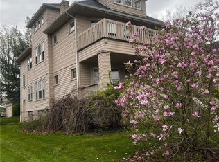 3625 Hildana Rd, Shaker Heights, OH 44120