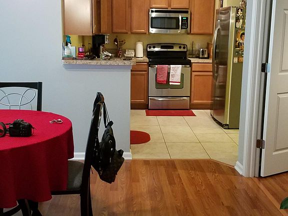 3rd image of 8196 Cabin Lake Cir Unit 102