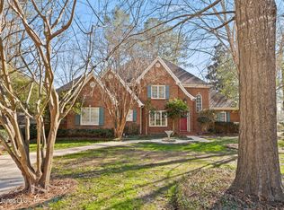 806 Woodland Pne, Flowood, MS 39232