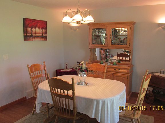 bamboo floor in dining Rm