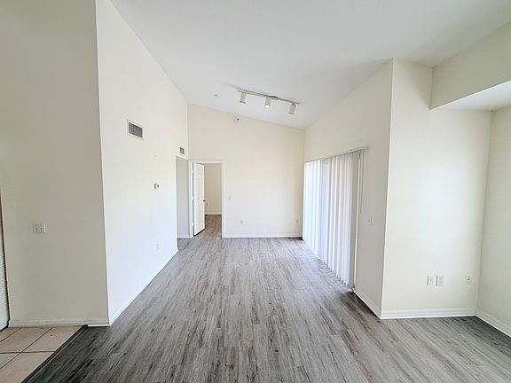 2nd image of 4171 San Marino Blvd APT 305
