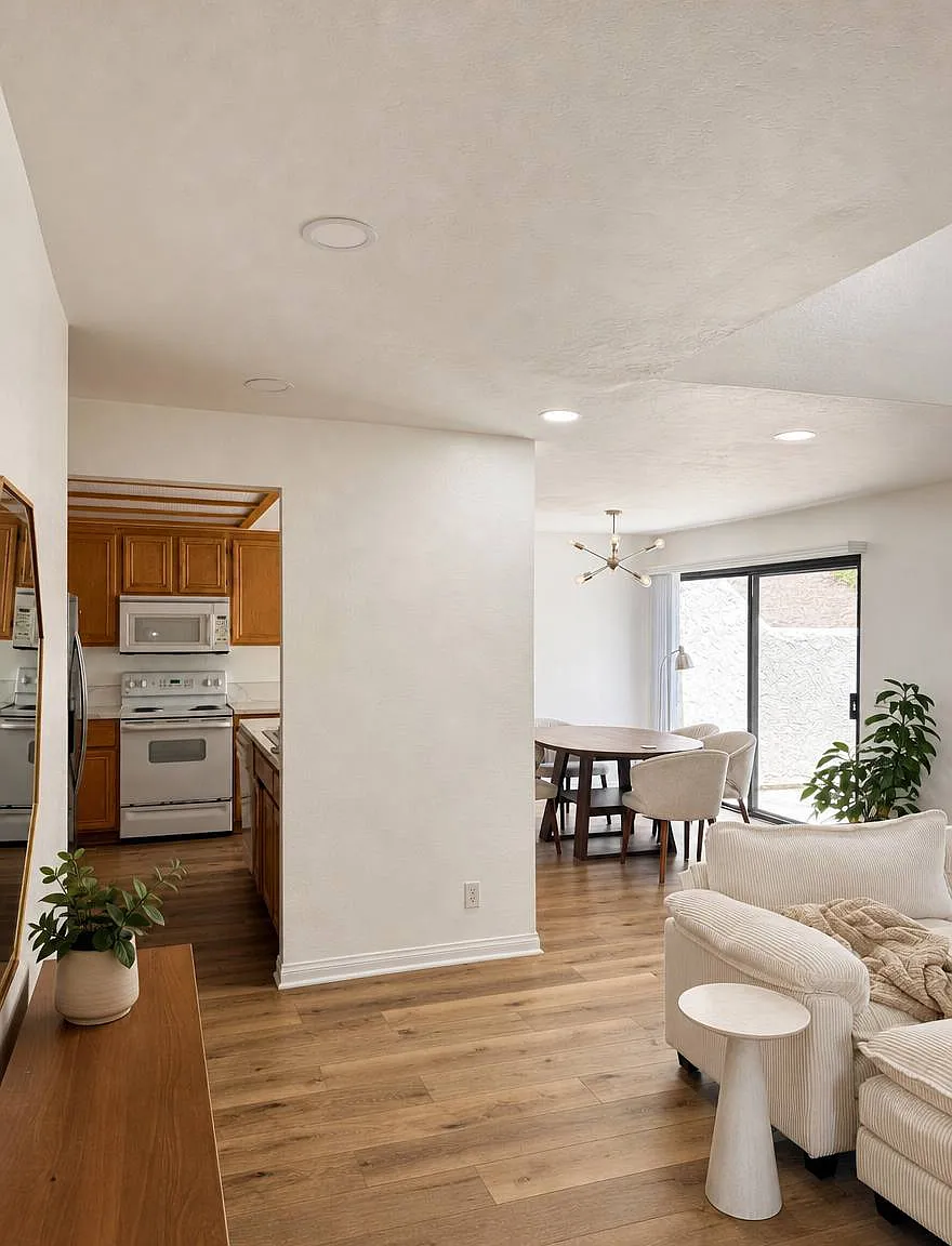 2 bed, 1080 sqft, $2,950 — Photo 4