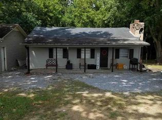 242 Weaver Rd, Albertville, AL 35950