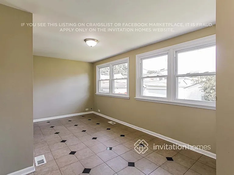 6042 W Bryn Mawr Ave — Photo 17