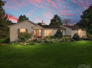 2367 Strieter Rd, Ann Arbor, MI 48103