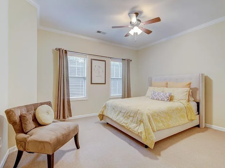 905 Telfair Close — Photo 22