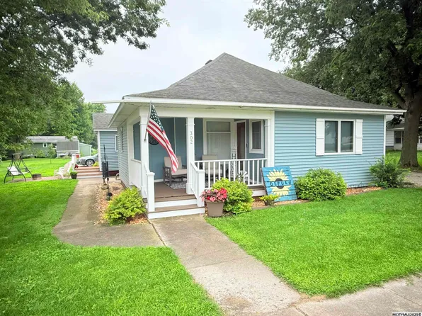 302 Willow St, Goodell, IA 50439