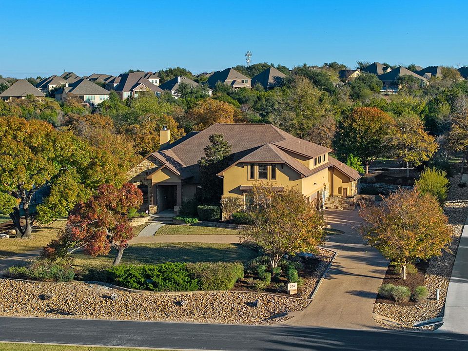 1st image of 204 Overlook Ct