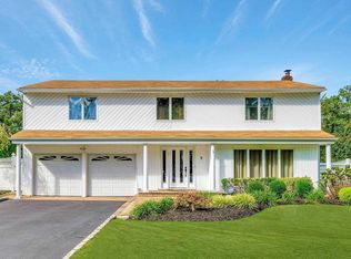 9 Summerfield Dr, Lake Grove, NY 11755