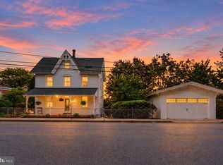 733 Main St, Upland, PA 19015