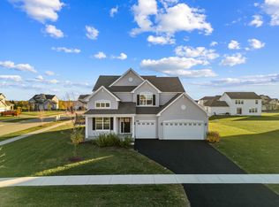 668 Braemore Ln, Yorkville, IL