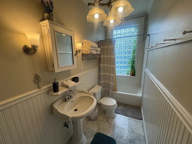 339 Whitaker St #3 — Photo 12
