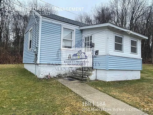 1952 Middletown Avenue Row #2 Photo 1