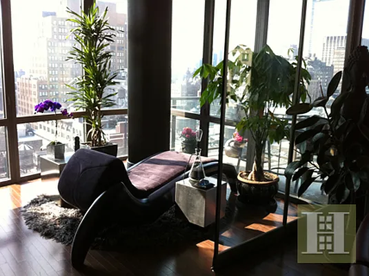 Rented by Halstead Real Estate | media 106