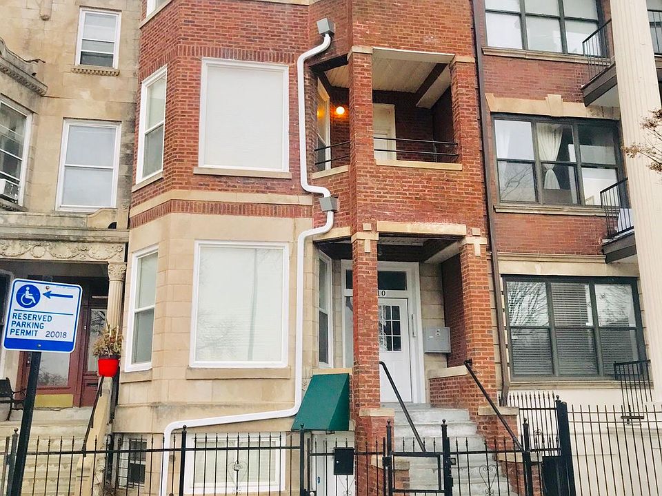 1st image of 3710 S King Dr APT 2