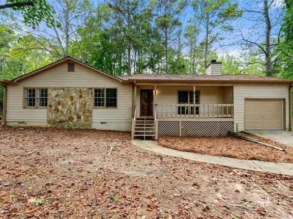 99 Oak Creek Ct, Dallas, GA 30157