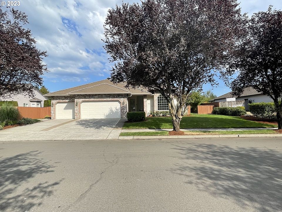 1st image of 3411 SE 177th Ave