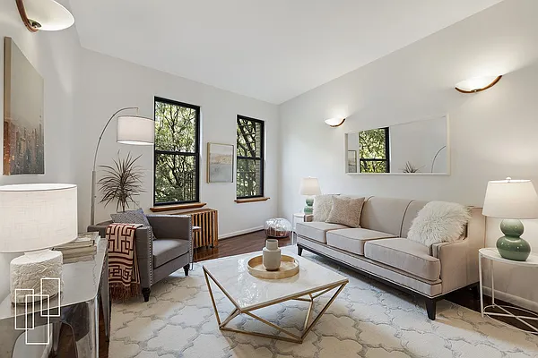 Sold by Garfield Realty  | media 22