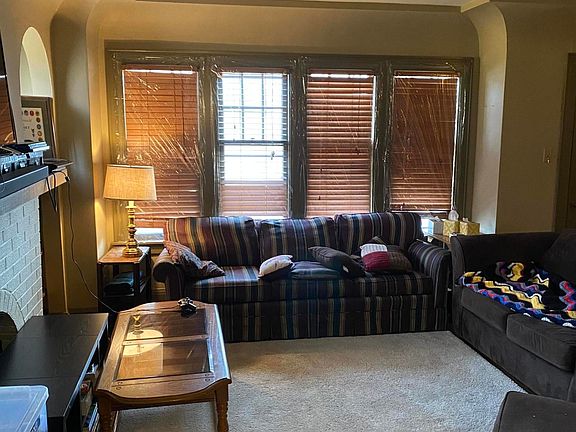 4th image of 5408 W Wells St #5410