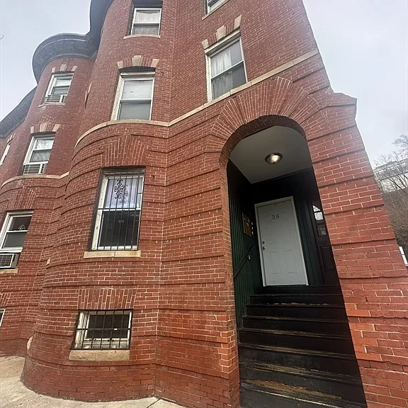38 S Huntington Ave #1 — Photo 6
