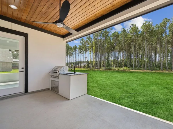 949 Road 66111, Dayton, TX 77535