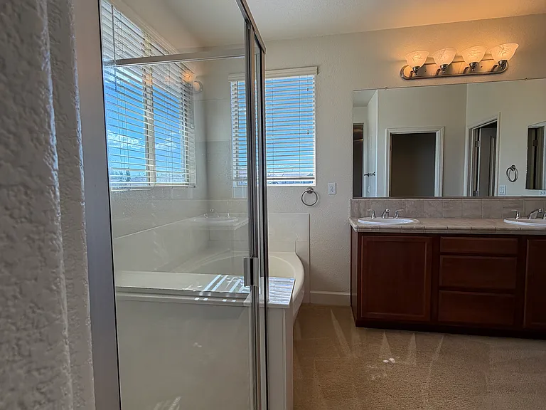 7179 Rutherford Dr — Photo 30