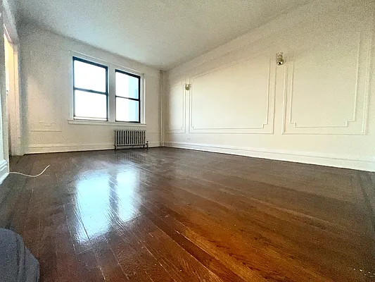 Rented by Astorian Realty Group LLC | media 15