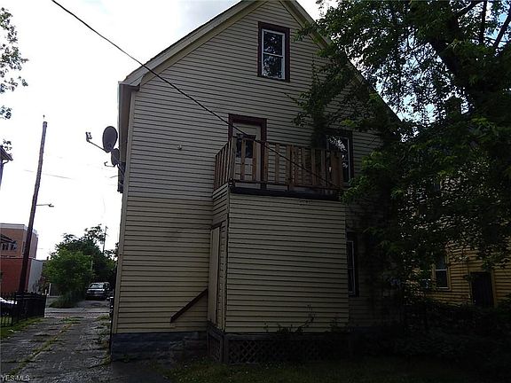 4th image of 2845 E 119th St