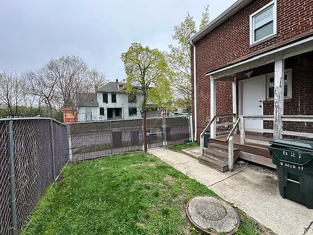 827 W Rich St #827 — Photo 19