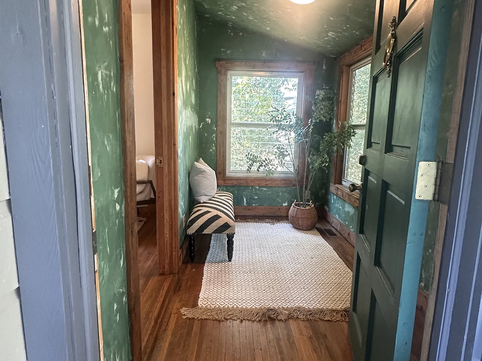 1012 A East 35th Street - 1 — Photo 2