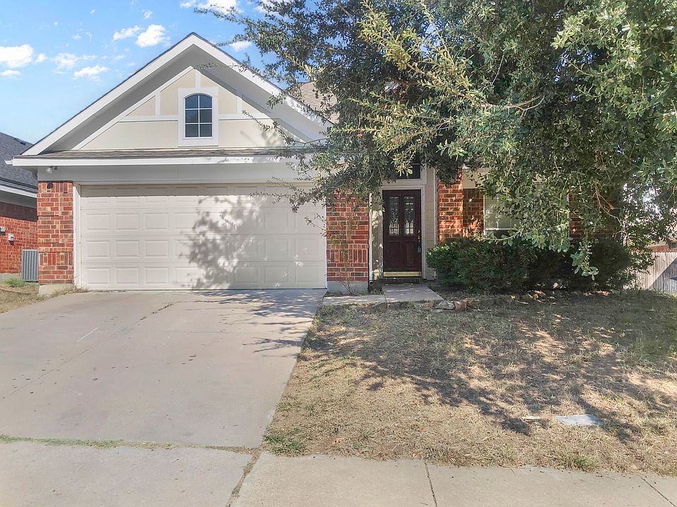 1st image of 509 Twin Knoll Dr