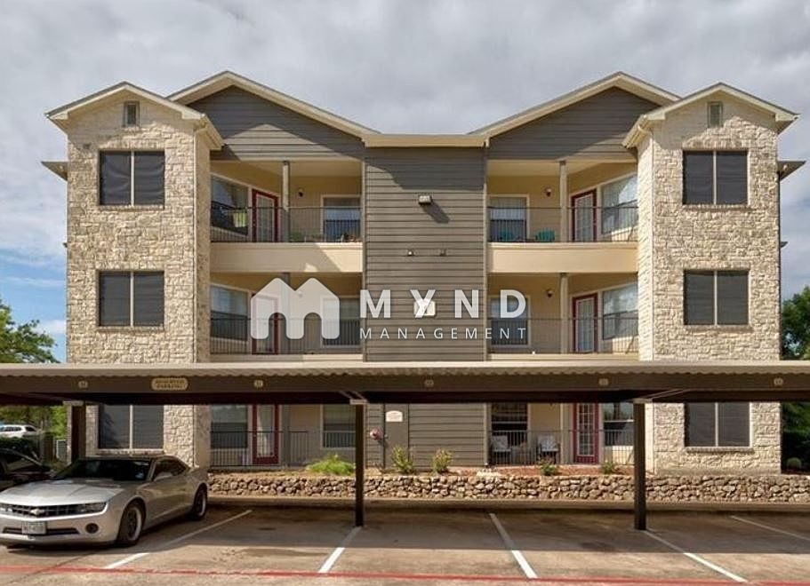 1st image of 2320 Gracy Farms Ln APT 412