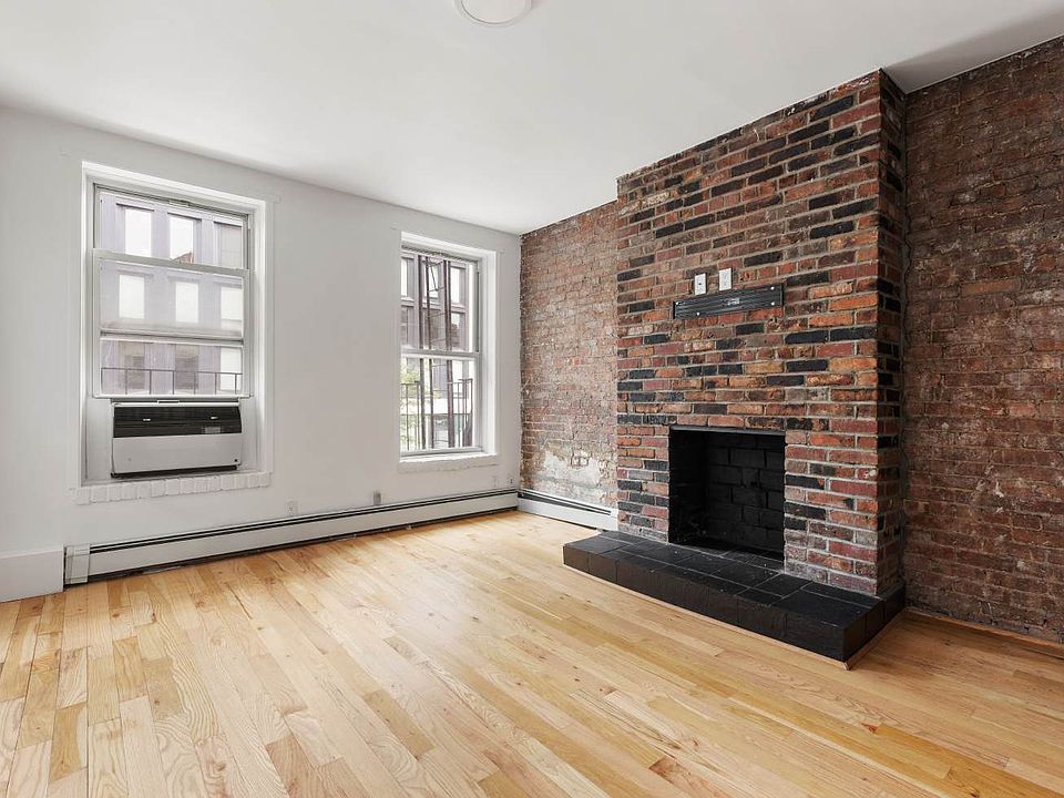1st image of 463 W 19th St APT 3