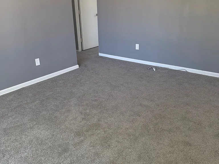 29625 Rosslyn Ave — Photo 5