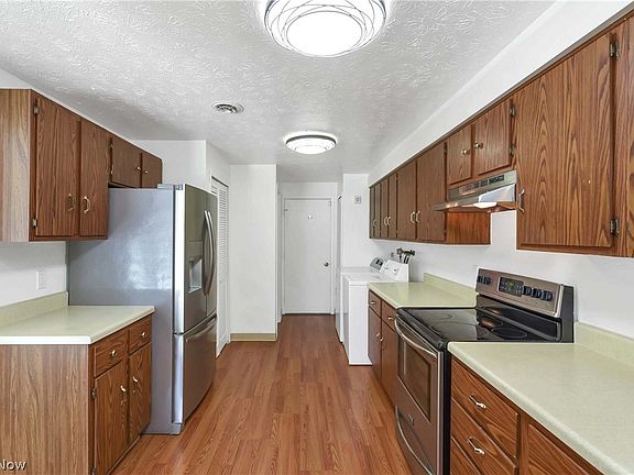 2nd image of 6340 Forest Park #83