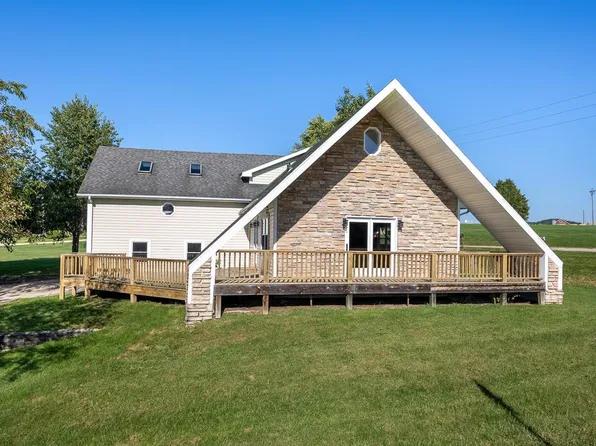 3619 S Elizabeth Scales Mound Rd, Elizabeth, IL 61028