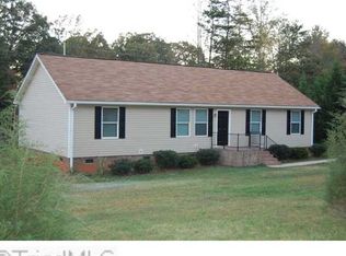 118 Trinity Dr, King, NC 27021