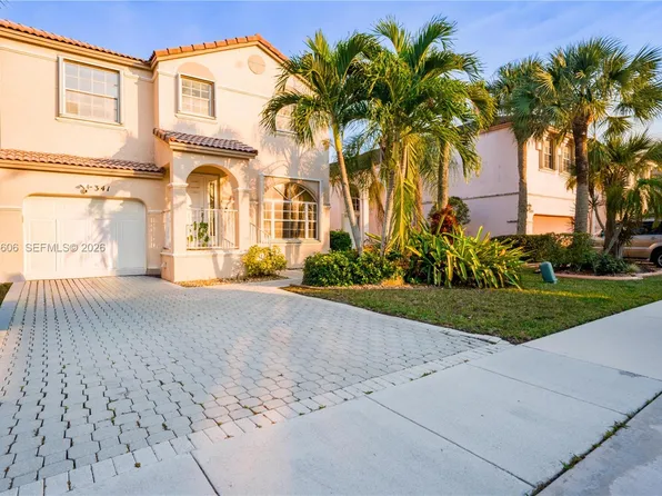 341 NW 153rd Ln, Pembroke Pines, FL 33028