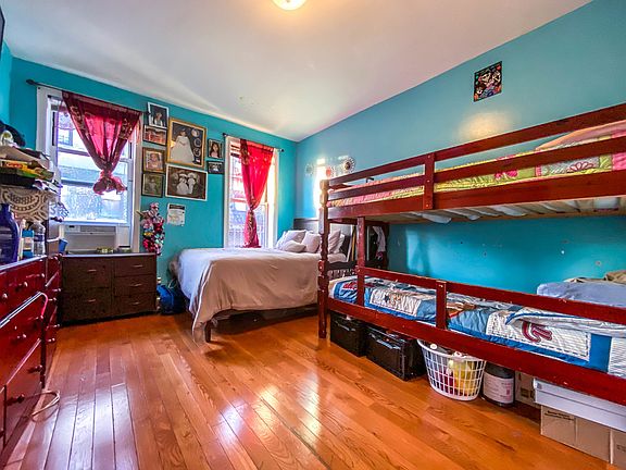 4th image of 41-38 67th St #4D