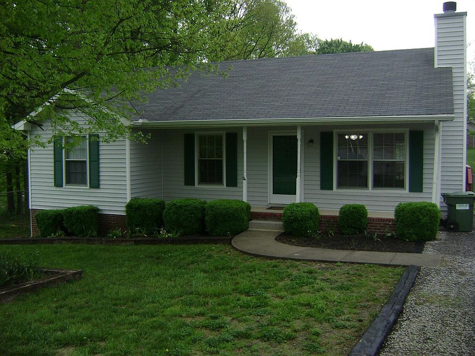 1st image of 915 Merritt Lewis Ln