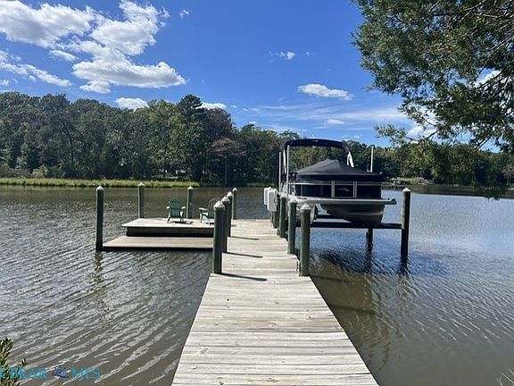 5th image of 705 Skipjack Ln