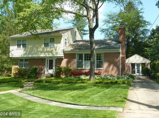 12105 Hitching Post Ln, Rockville, MD 20852