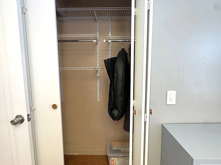 80-20 Margaret Pl #1G — Photo 16