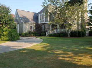 10 McMullen Ln SE, Gurley, AL 35748