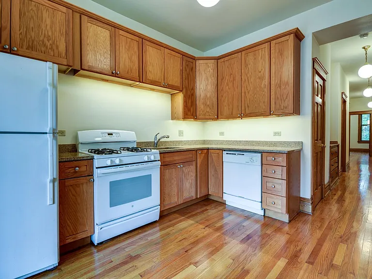 3722 N Fremont St #3 — Photo 5