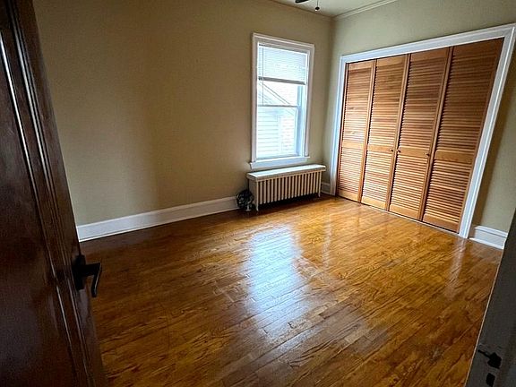 5th image of 2230 N Mulligan Ave #2