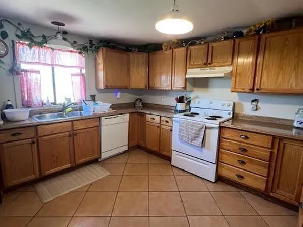 7607 W County Line Rd, Willcox, AZ 85643